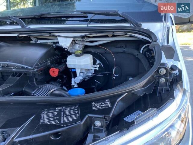 Білий Мерседес Sprinter, об'ємом двигуна 2.99 л та пробігом 173 тис. км за 33500 $, фото 46 на Automoto.ua