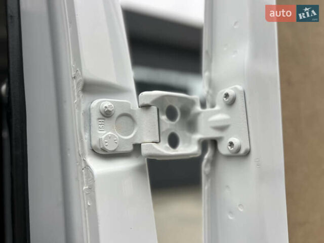 Білий Мерседес Sprinter, об'ємом двигуна 2.2 л та пробігом 249 тис. км за 23900 $, фото 87 на Automoto.ua