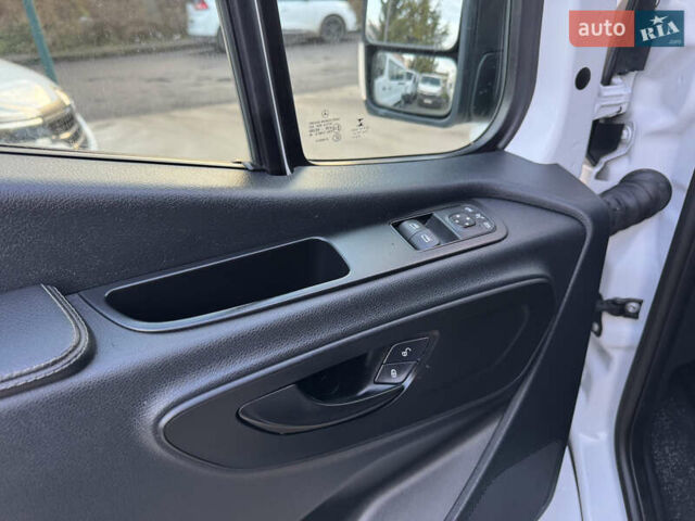 Білий Мерседес Sprinter, об'ємом двигуна 0 л та пробігом 225 тис. км за 25800 $, фото 12 на Automoto.ua