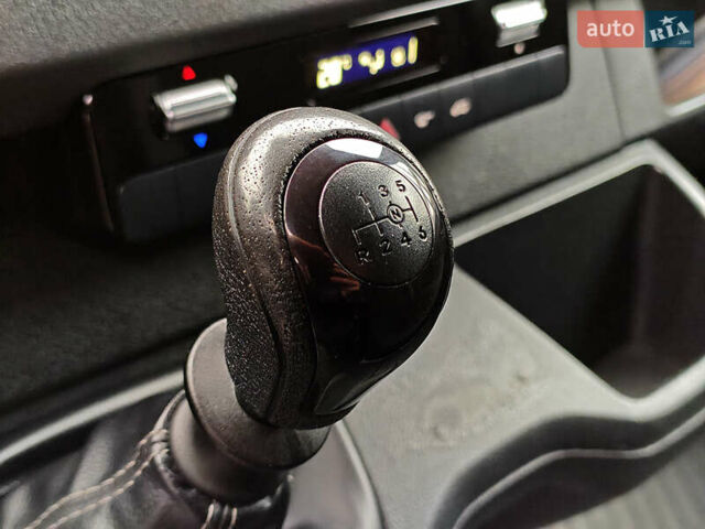 Белый Мерседес Sprinter, объемом двигателя 2.2 л и пробегом 314 тыс. км за 24900 $, фото 30 на Automoto.ua