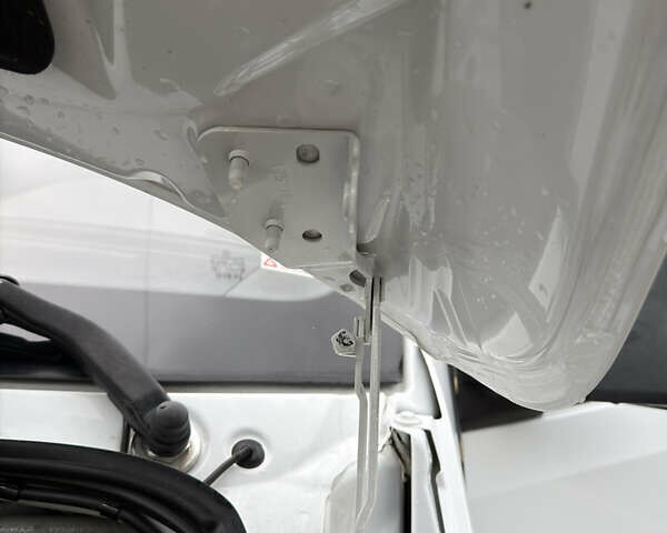 Білий Мерседес Sprinter, об'ємом двигуна 2.99 л та пробігом 274 тис. км за 35500 $, фото 41 на Automoto.ua