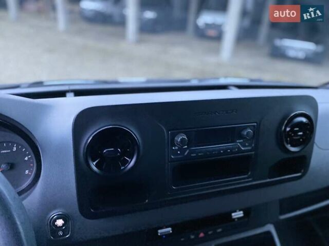 Білий Мерседес Sprinter, об'ємом двигуна 2.3 л та пробігом 140 тис. км за 23400 $, фото 42 на Automoto.ua