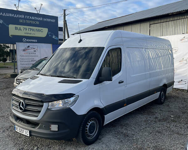 Білий Мерседес Sprinter, об'ємом двигуна 2.2 л та пробігом 302 тис. км за 26500 $, фото 1 на Automoto.ua