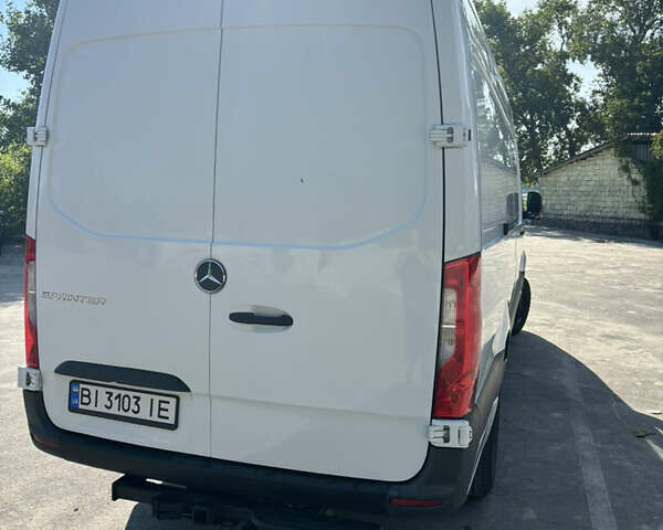 Белый Мерседес Sprinter, объемом двигателя 2.99 л и пробегом 65 тыс. км за 31800 $, фото 5 на Automoto.ua