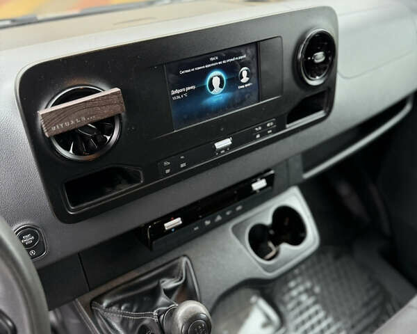 Белый Мерседес Sprinter, объемом двигателя 2.2 л и пробегом 308 тыс. км за 24499 $, фото 20 на Automoto.ua