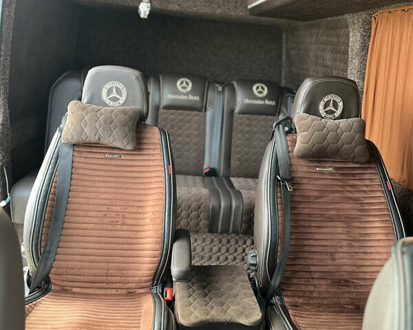 Білий Мерседес Sprinter, об'ємом двигуна 2.99 л та пробігом 386 тис. км за 44440 $, фото 22 на Automoto.ua