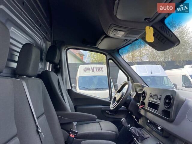 Белый Мерседес Sprinter, объемом двигателя 2.2 л и пробегом 150 тыс. км за 23370 $, фото 40 на Automoto.ua