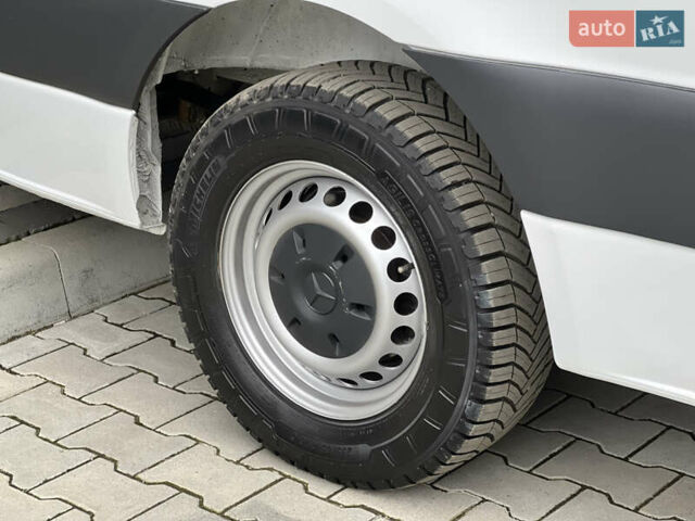 Білий Мерседес Sprinter, об'ємом двигуна 2.2 л та пробігом 249 тис. км за 23900 $, фото 62 на Automoto.ua