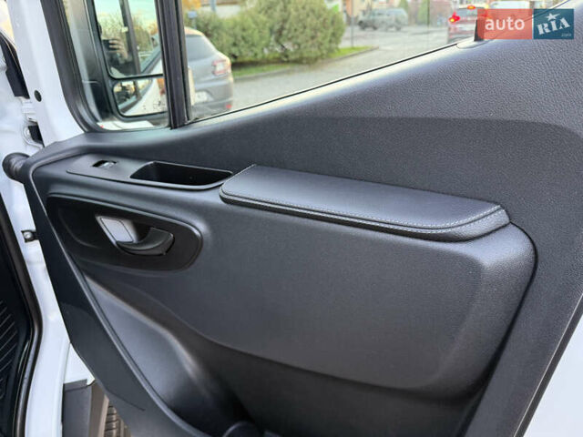 Білий Мерседес Sprinter, об'ємом двигуна 3 л та пробігом 260 тис. км за 34800 $, фото 59 на Automoto.ua