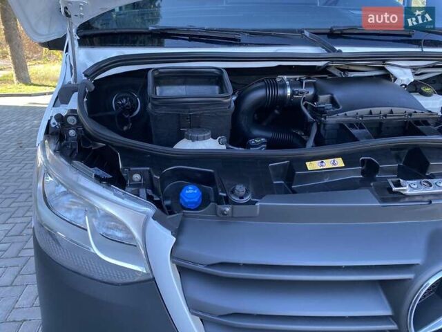 Білий Мерседес Sprinter, об'ємом двигуна 2.99 л та пробігом 173 тис. км за 33500 $, фото 43 на Automoto.ua