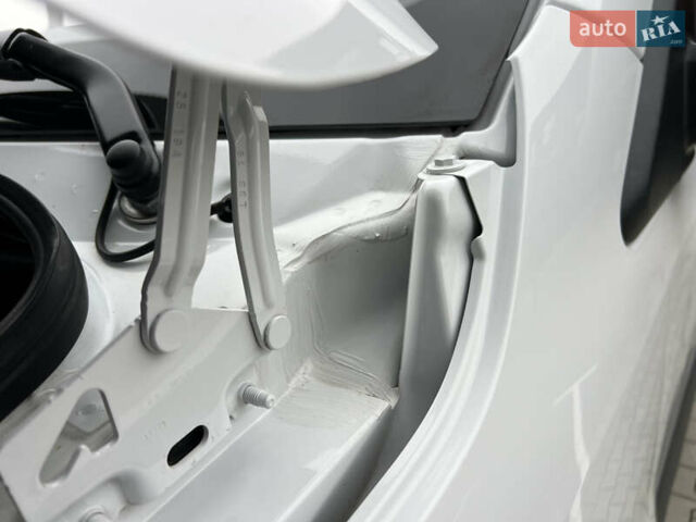 Білий Мерседес Sprinter, об'ємом двигуна 2.2 л та пробігом 249 тис. км за 23900 $, фото 157 на Automoto.ua