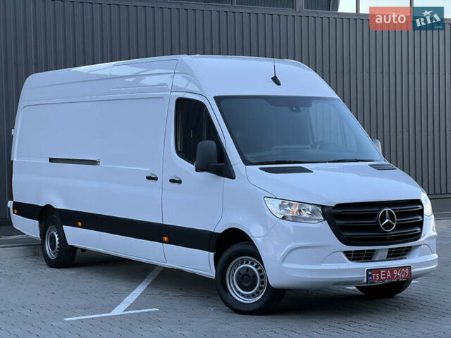 Белый Мерседес Sprinter, объемом двигателя 2.2 л и пробегом 203 тыс. км за 23800 $, фото 11 на Automoto.ua