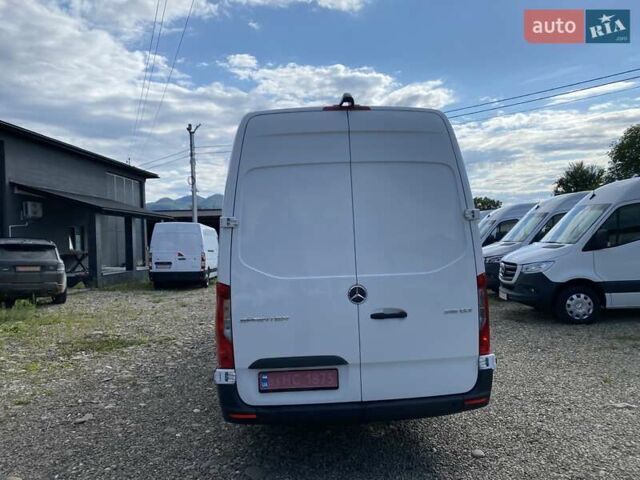 Белый Мерседес Sprinter, объемом двигателя 2.2 л и пробегом 198 тыс. км за 27999 $, фото 7 на Automoto.ua