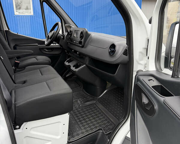Білий Мерседес Sprinter, об'ємом двигуна 1.95 л та пробігом 350 тис. км за 24900 $, фото 14 на Automoto.ua