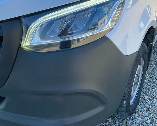 Білий Мерседес Sprinter, об'ємом двигуна 3 л та пробігом 240 тис. км за 29999 $, фото 5 на Automoto.ua