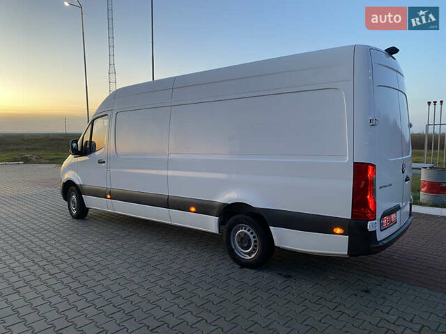 Белый Мерседес Sprinter, объемом двигателя 0 л и пробегом 183 тыс. км за 24800 $, фото 7 на Automoto.ua