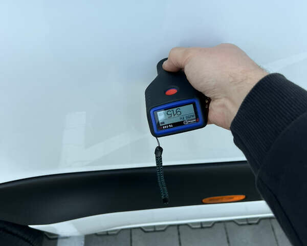 Белый Мерседес Sprinter, объемом двигателя 2.2 л и пробегом 203 тыс. км за 23800 $, фото 216 на Automoto.ua