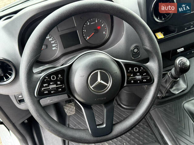 Белый Мерседес Sprinter, объемом двигателя 2.2 л и пробегом 268 тыс. км за 23800 $, фото 10 на Automoto.ua