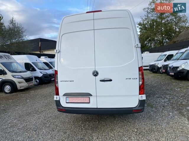 Белый Мерседес Sprinter, объемом двигателя 2.2 л и пробегом 150 тыс. км за 23370 $, фото 14 на Automoto.ua
