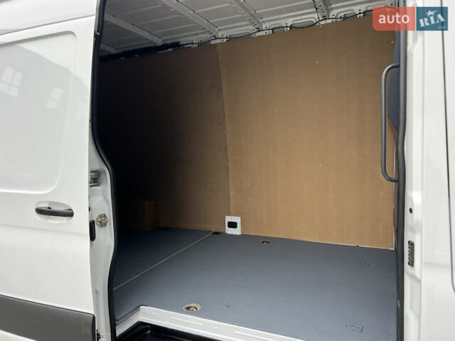 Білий Мерседес Sprinter, об'ємом двигуна 2.2 л та пробігом 249 тис. км за 23900 $, фото 93 на Automoto.ua