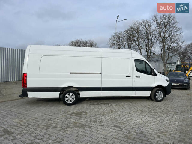 Белый Мерседес Sprinter, объемом двигателя 2.99 л и пробегом 230 тыс. км за 39900 $, фото 1 на Automoto.ua