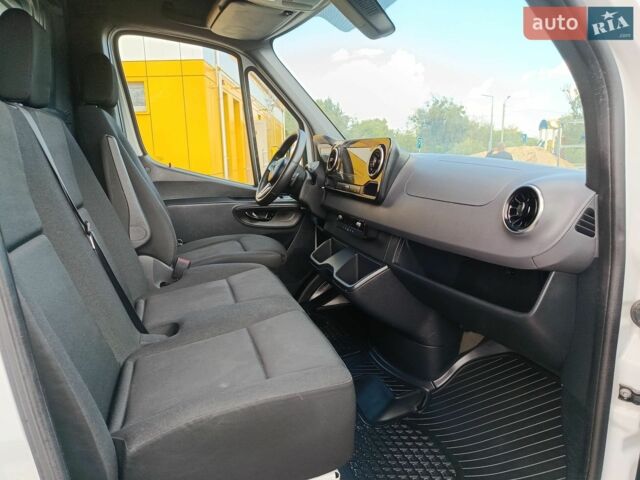 Білий Мерседес Sprinter, об'ємом двигуна 2.99 л та пробігом 370 тис. км за 33700 $, фото 30 на Automoto.ua