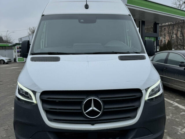 Белый Мерседес Sprinter, объемом двигателя 2.99 л и пробегом 51 тыс. км за 62959 $, фото 1 на Automoto.ua