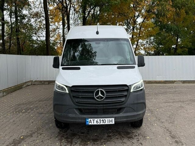Белый Мерседес Sprinter, объемом двигателя 0 л и пробегом 250 тыс. км за 38999 $, фото 22 на Automoto.ua