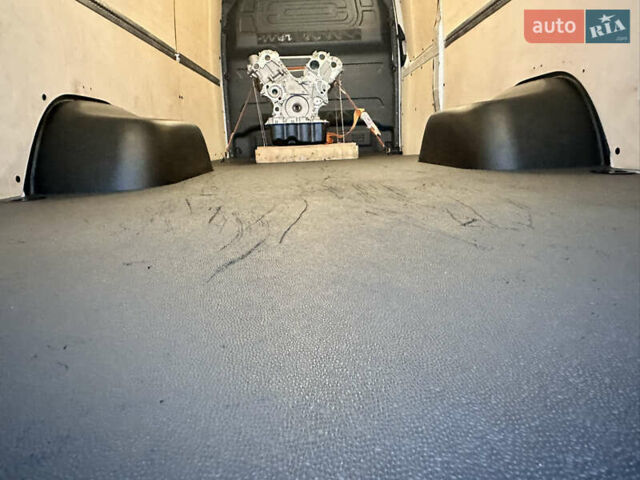 Білий Мерседес Sprinter, об'ємом двигуна 3 л та пробігом 170 тис. км за 67401 $, фото 29 на Automoto.ua