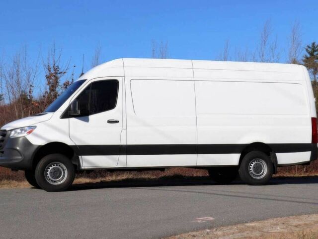 Белый Мерседес Sprinter, объемом двигателя 3 л и пробегом 38 тыс. км за 12900 $, фото 3 на Automoto.ua