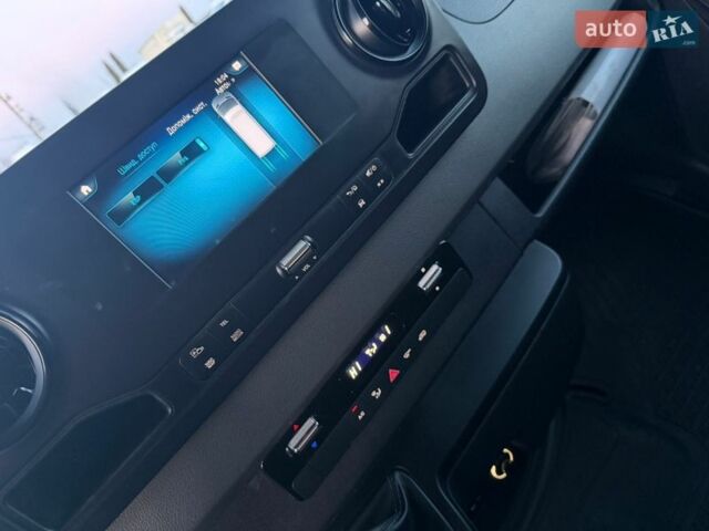 Белый Мерседес Sprinter, объемом двигателя 2.14 л и пробегом 333 тыс. км за 24000 $, фото 10 на Automoto.ua
