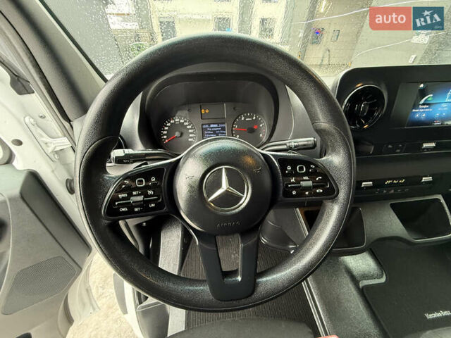 Білий Мерседес Sprinter, об'ємом двигуна 2.2 л та пробігом 374 тис. км за 29600 $, фото 31 на Automoto.ua