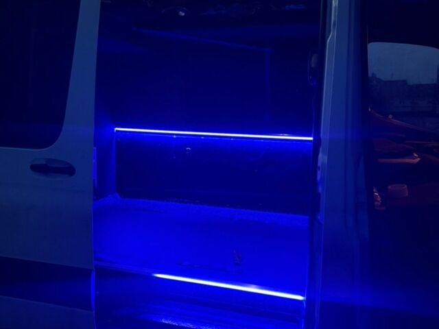 Белый Мерседес Sprinter, объемом двигателя 2.14 л и пробегом 999 тыс. км за 35000 $, фото 15 на Automoto.ua