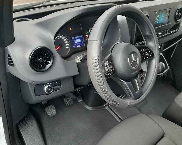 Белый Мерседес Sprinter, объемом двигателя 1.95 л и пробегом 214 тыс. км за 24900 $, фото 9 на Automoto.ua