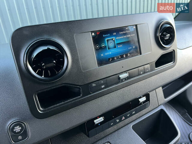 Белый Мерседес Sprinter, объемом двигателя 2.2 л и пробегом 203 тыс. км за 23800 $, фото 150 на Automoto.ua