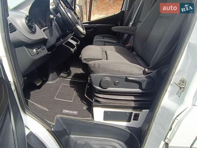 Белый Мерседес Sprinter, объемом двигателя 2.2 л и пробегом 312 тыс. км за 25300 $, фото 40 на Automoto.ua