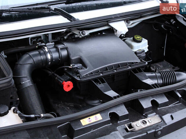 Белый Мерседес Sprinter, объемом двигателя 2.2 л и пробегом 314 тыс. км за 24900 $, фото 50 на Automoto.ua