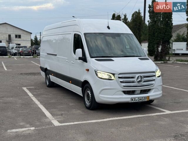 Белый Мерседес Sprinter, объемом двигателя 2.2 л и пробегом 243 тыс. км за 24900 $, фото 70 на Automoto.ua