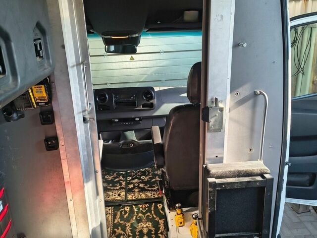 Белый Мерседес Sprinter, объемом двигателя 0 л и пробегом 97 тыс. км за 20500 $, фото 37 на Automoto.ua