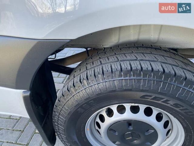 Білий Мерседес Sprinter, об'ємом двигуна 2.99 л та пробігом 173 тис. км за 33500 $, фото 50 на Automoto.ua