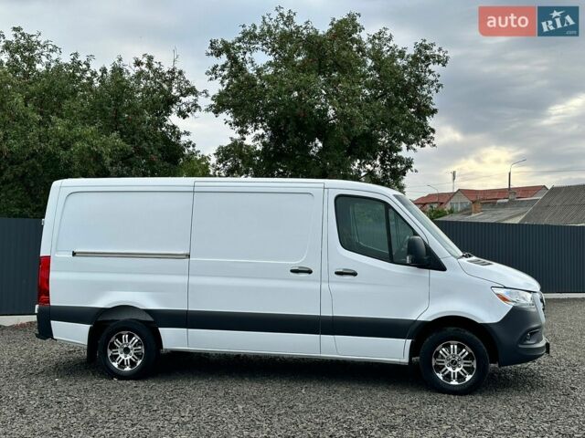 Белый Мерседес Sprinter, объемом двигателя 3 л и пробегом 72 тыс. км за 29500 $, фото 23 на Automoto.ua