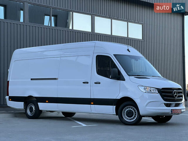 Белый Мерседес Sprinter, объемом двигателя 2.2 л и пробегом 203 тыс. км за 23800 $, фото 14 на Automoto.ua