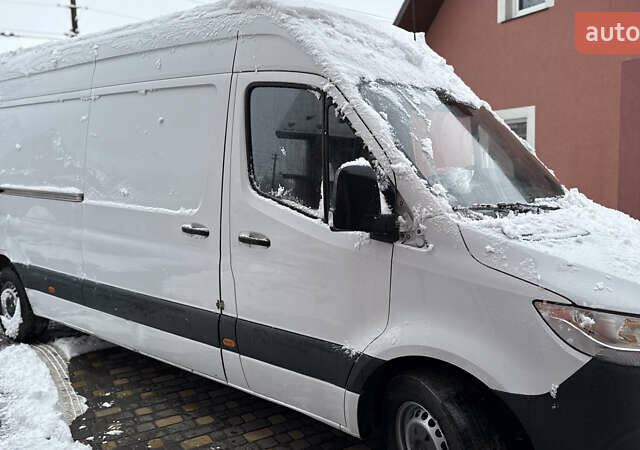 Белый Мерседес Sprinter, объемом двигателя 2.14 л и пробегом 183 тыс. км за 21000 $, фото 5 на Automoto.ua