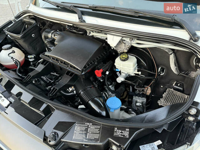 Білий Мерседес Sprinter, об'ємом двигуна 3 л та пробігом 260 тис. км за 34800 $, фото 105 на Automoto.ua