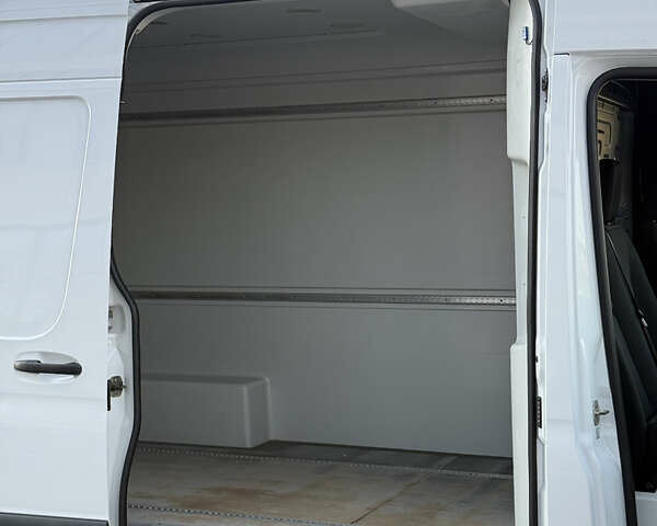 Белый Мерседес Sprinter, объемом двигателя 2.2 л и пробегом 233 тыс. км за 24900 $, фото 23 на Automoto.ua