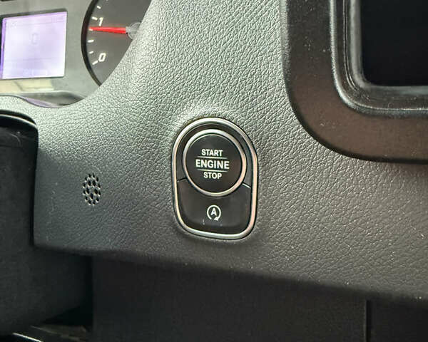 Белый Мерседес Sprinter, объемом двигателя 2.2 л и пробегом 308 тыс. км за 24499 $, фото 24 на Automoto.ua