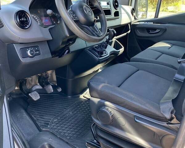 Білий Мерседес Sprinter, об'ємом двигуна 3 л та пробігом 240 тис. км за 29999 $, фото 6 на Automoto.ua