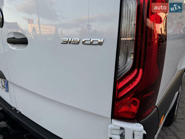 Білий Мерседес Sprinter, об'ємом двигуна 3 л та пробігом 260 тис. км за 34800 $, фото 17 на Automoto.ua