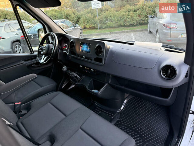 Білий Мерседес Sprinter, об'ємом двигуна 3 л та пробігом 260 тис. км за 34800 $, фото 67 на Automoto.ua