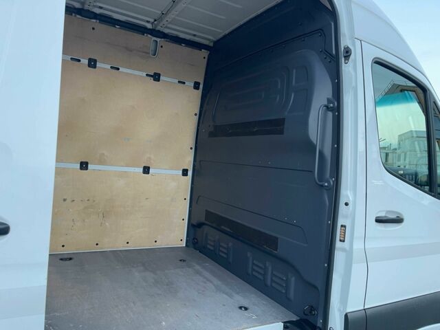 Білий Мерседес Sprinter, об'ємом двигуна 2.2 л та пробігом 284 тис. км за 25800 $, фото 6 на Automoto.ua